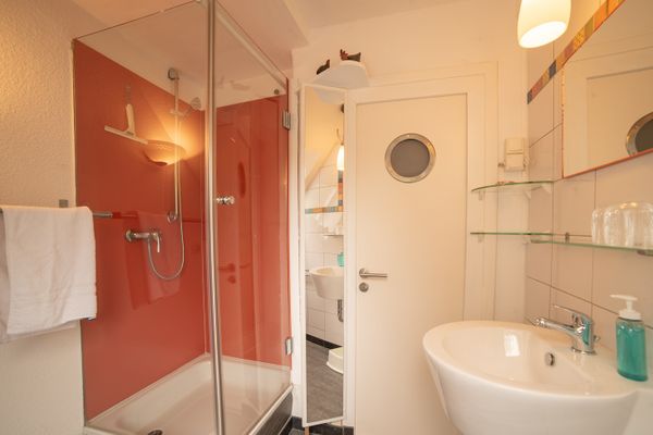  Appelboom Garding - Dusche