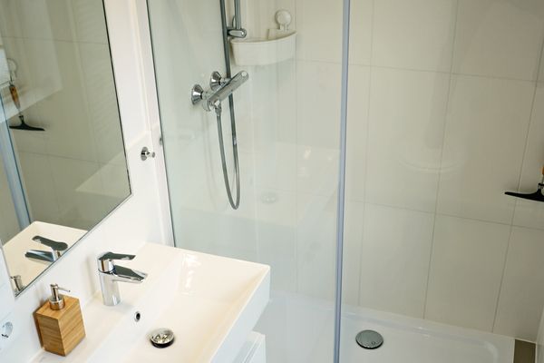  Haus Lore Garding - Badezimmer