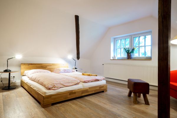  HW App. 9 Welt / Vollerwiek - Schlafzimmer