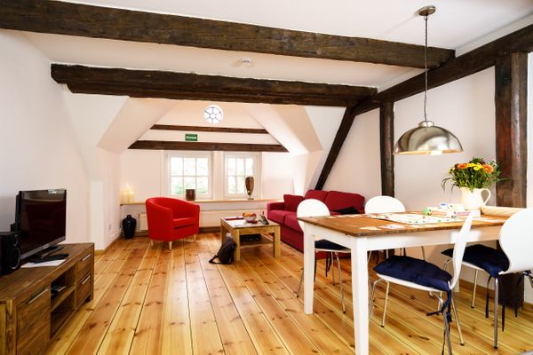  HW Appt. 10 Welt / Vollerwiek - Sofaecke mit TV