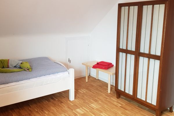  Klein Olversum Tönning - Kleiderschrank