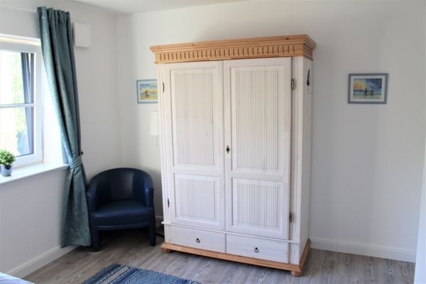  MeerLiebe Garding - Kleiderschrank
