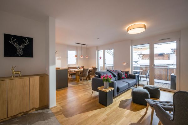  Goasblick modernes Appartement mit 2 Schlafzimmern - by NV-Appartements Kirchberg in Tirol - Living room