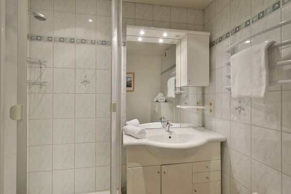  Haus Lindner direkt im Zentrum - by NV-Appartements Kirchberg in Tirol - Bathroom