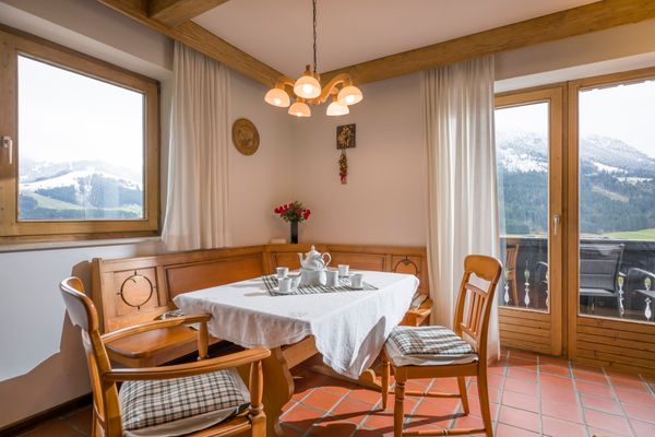  Pieter Appartement mit 2 Schlafzimmer - by NV-Appartements Kirchberg in Tirol - Living room