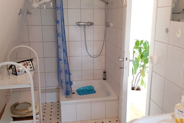  Muschelkästchen OG Tönning - Dusche