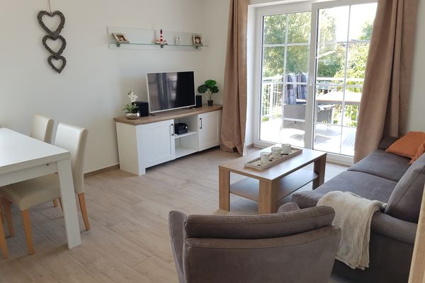  Nordergeest OG Tating - Sofaecke mit TV