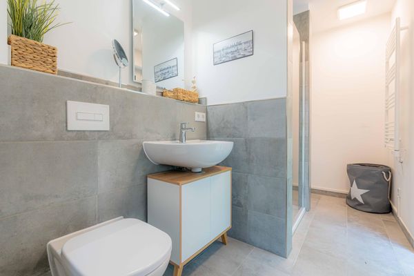  Zweite Heimat Tating - Waschbecken