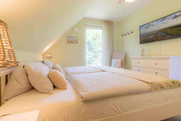  Zweite Heimat Tating - Fernseher