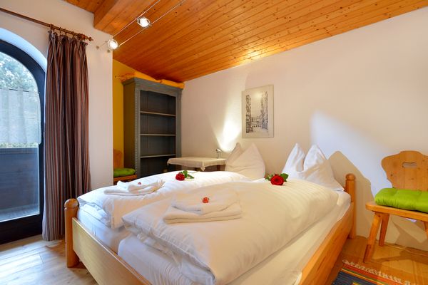  Romantica Haus in Traumlage - by NV-Appartements Kirchberg in Tirol - Schlafzimmer