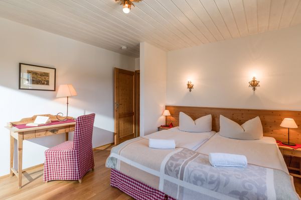  Hahnenkamm Appartement mit 3 Schlafzimmern und Sauna - by NV-Appartements Kitzbühel - Bedroom