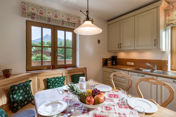  Hahnenkamm Appartement mit 3 Schlafzimmern und Sauna - by NV-Appartements Kitzbühel - Küche / Küchenzeile