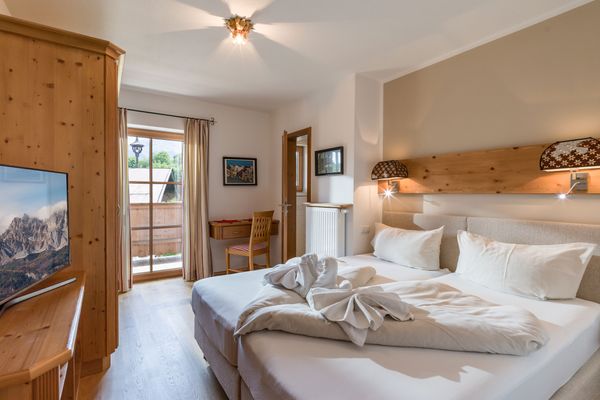  Hahnenkamm Appartement mit 3 Schlafzimmern und Sauna - by NV-Appartements Kitzbühel - Schlafzimmer