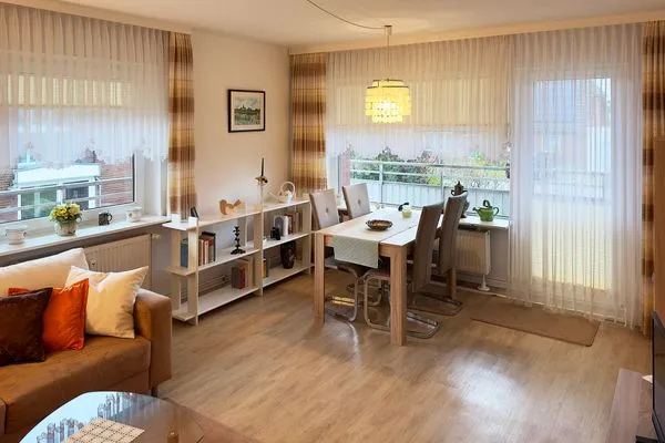 Wohnzimmer der Ferienwohnung Meeresbrise in Wittdün auf Amrum Haus Seeadler Ferienwohnung Meeresbrise