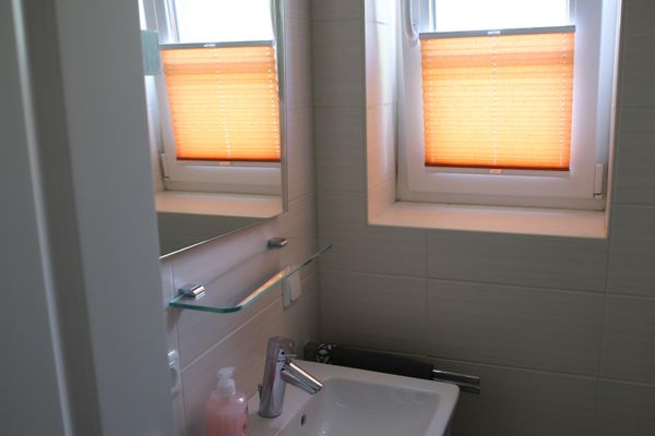  Ademi St. Peter-Böhl - Gäste WC