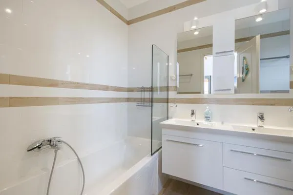 Badezimmer  Spiti-Manolis