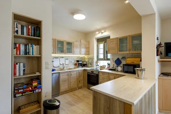 Küche / Küchenzeile  Spiti-Manolis