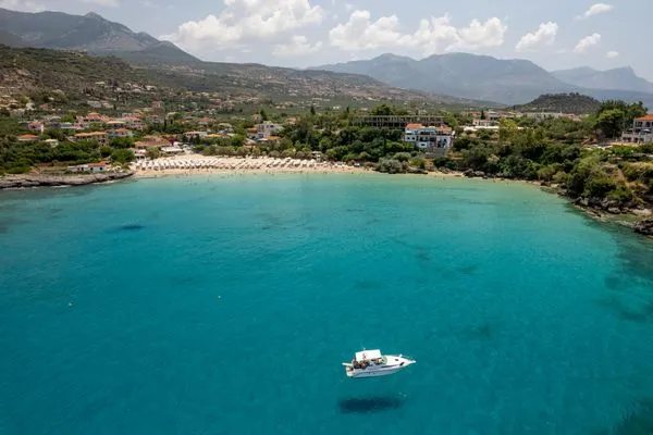 Strand  Spiti-Manolis