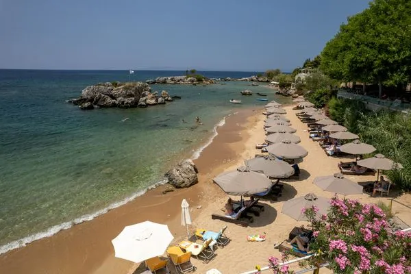 Strand  Spiti-Manolis