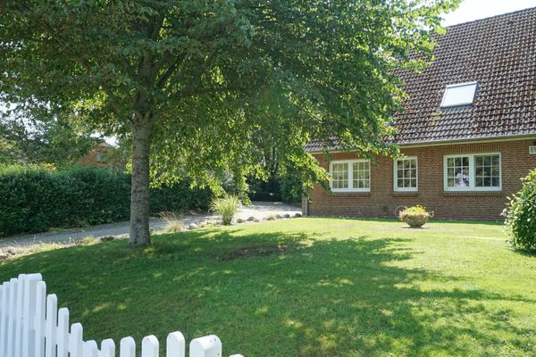  Liek Ut Poppenbüll,Osterhever,Tetenbüll - Rasenfläche