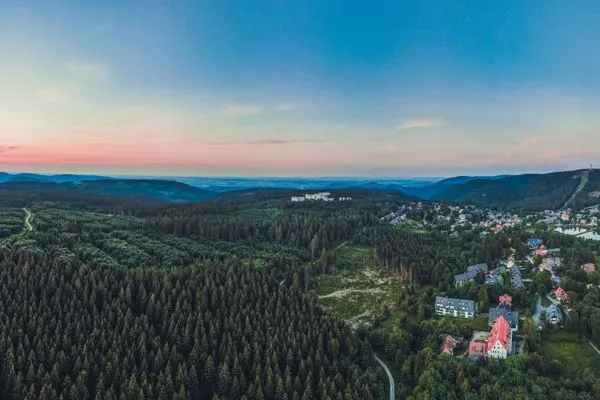 Landschaft  Berg-Klee