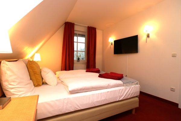 FERIENHÄUSER Küstenwaldvilla Ostseebad Dierhagen - Schlafzimmer