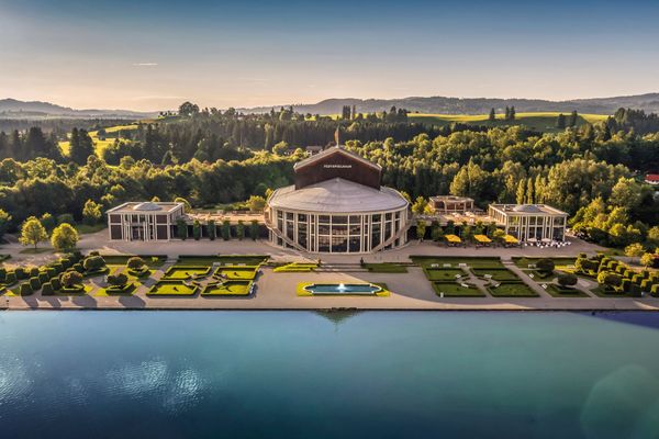 Landhaus Schlossblick Ferienwohnung Herzstück Ferienwohnungen in Füssen - © Festspielhaus Neuschwanstein