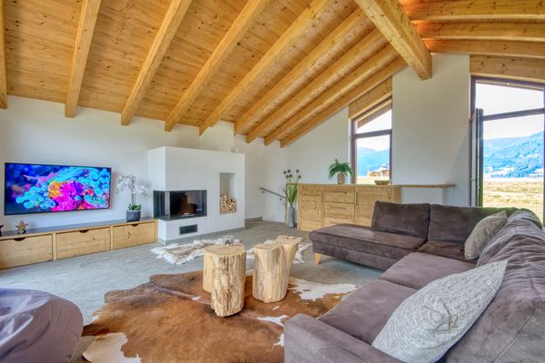 Ski-In/Ski-Out Chalet am Maiskogel Bergli Kaprun - Living room