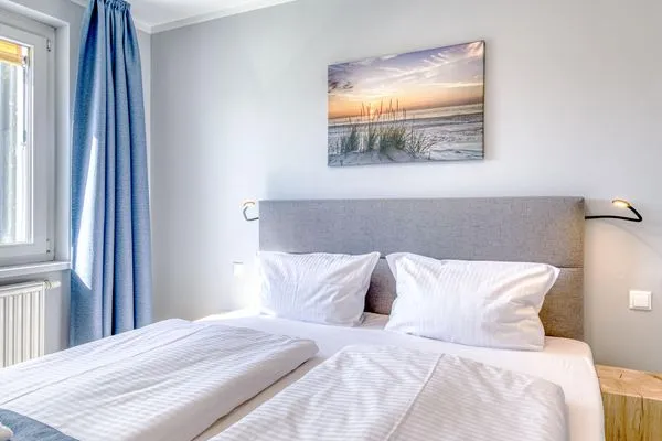 Ferienwohnung MeerZeit Zingst - Schlafzimmer  MeerZeit