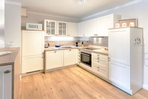 Ferienwohnung Strandläufer Aparthotel Zingst - Küche  Strandläufer