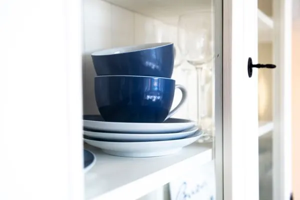 Wohnzimmer, Fernseher, Couch, Sofa, Esstisch, Bank, Kommode  Ferienwohnung "Haus am Kurpark App. 11"