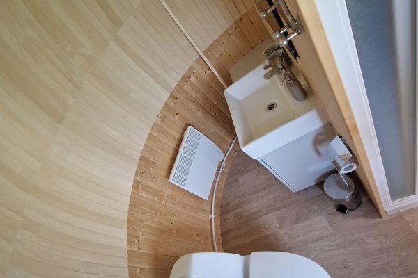  Tinyhouse Igloo Lindström Belauer See - Badezimmer