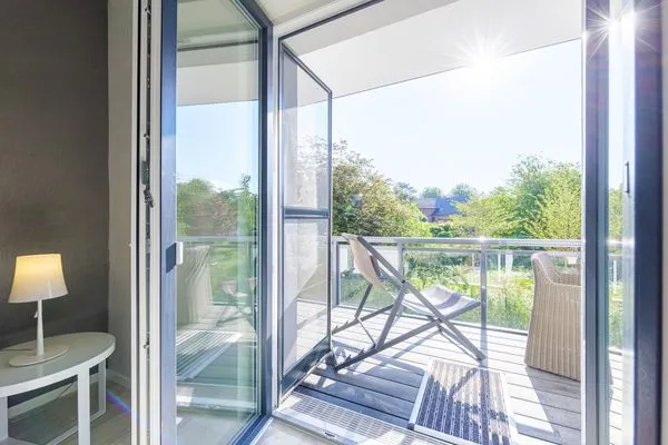 Ferienwohnung Achterndieck Ostseebad Wustrow - ZweiWasser Alte Seefahrtschule Balkonzugang  Achterndieck