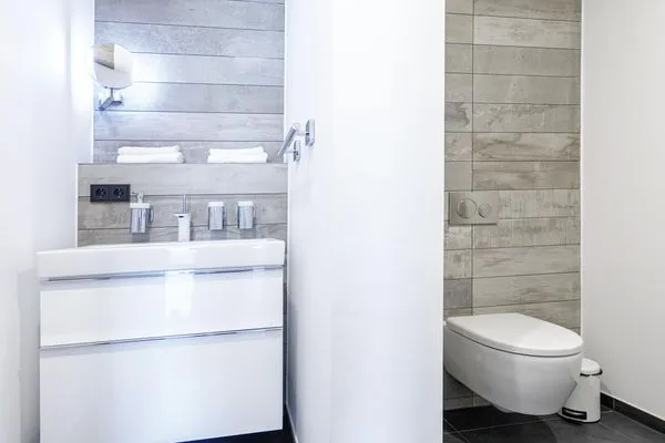 Ferienwohnung Swantovit Ostseebad Wustrow - ZweiWasser Alte Seefahrtschule Bad  Swantovit