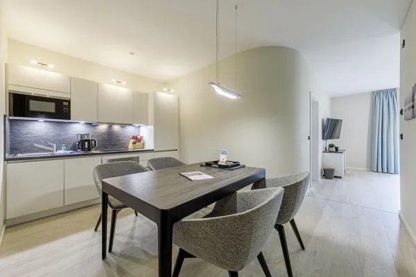 Ferienwohnung Dünenkieker Ostseebad Wustrow - ZweiWasser Alte Seefahrtschule Essbereich  Dünenkieker