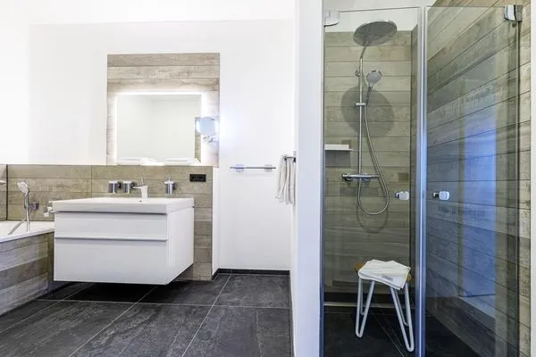 Ferienwohnung Große Welle Ostseebad Wustrow - ZweiWasser Alte Seefahrtschule Bad  Große Welle