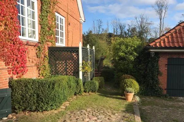   Ferienwohnung Country Garden - Ein gemütliches Refugium für die Familie im Naturpark Schlei