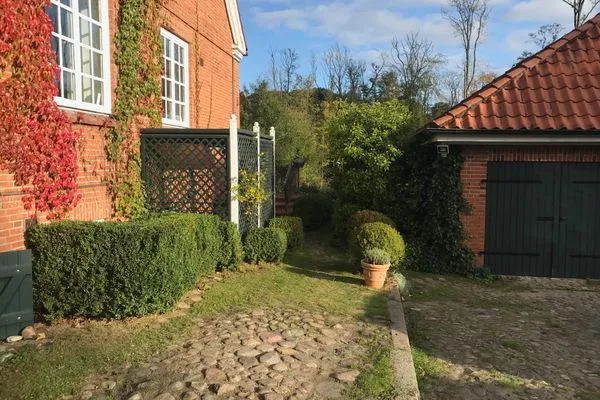   Ferienwohnung Country Garden - Ein gemütliches Refugium für die Familie im Naturpark Schlei