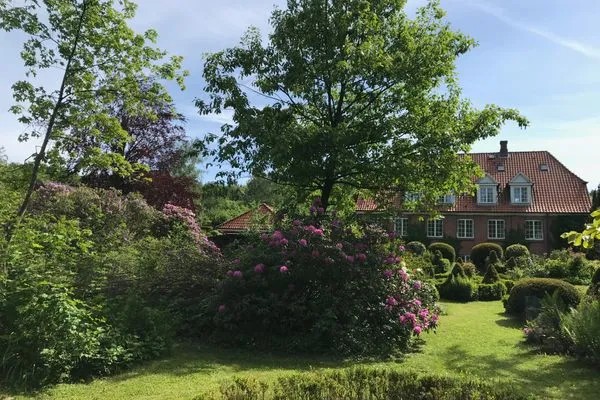  Ferienwohnung Country Garden - Ein gemütliches Refugium für die Familie im Naturpark Schlei
