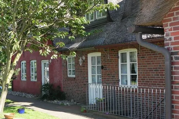 Fassade / Eingang Hüs Sanskiin Ferienwohnung *Driiwholt*