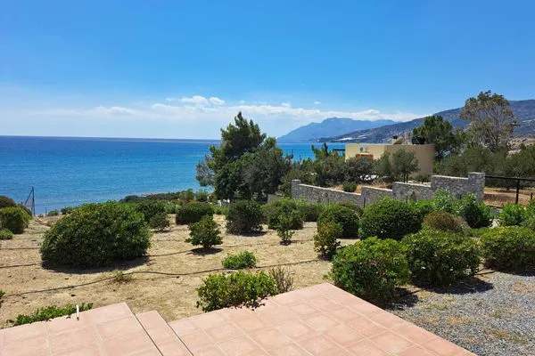 Gartenblick  Armenopetra