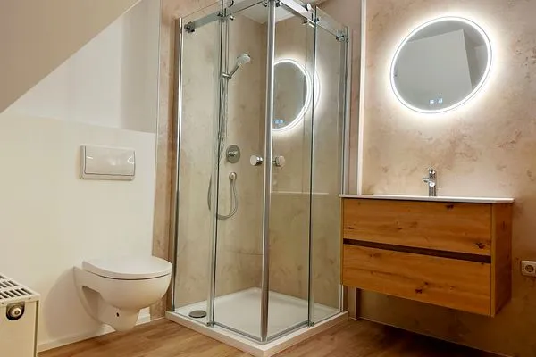 Badezimmer mit Dusche  Kuttels Koje