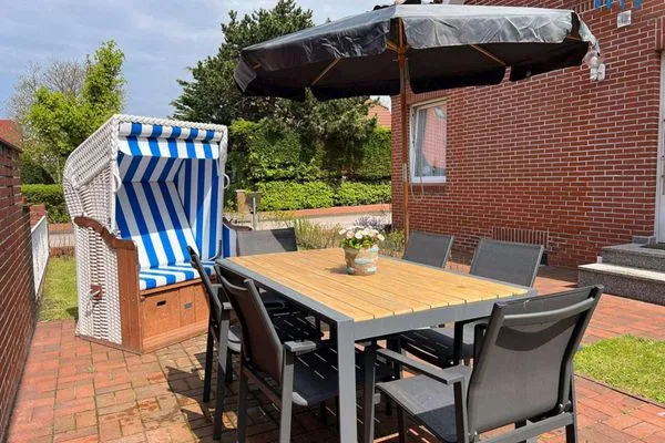 Terrasse Haus Mittelstraße Ferienwohnung kleines Zauberland