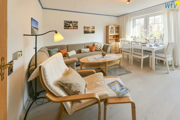 Wohnzimmer Familienhaus im Dorfgroden 27 Ferienwohnung kleiner Kompass