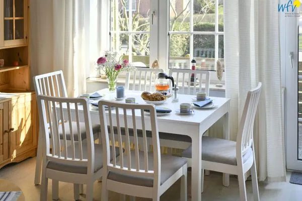 Wohnzimmer Familienhaus im Dorfgroden 27 Ferienwohnung kleiner Kompass