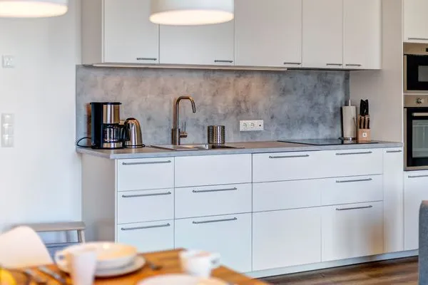 Küche / Küchenzeile  Bernsteinquartier, Whg. 05.50 "Dünensonne"