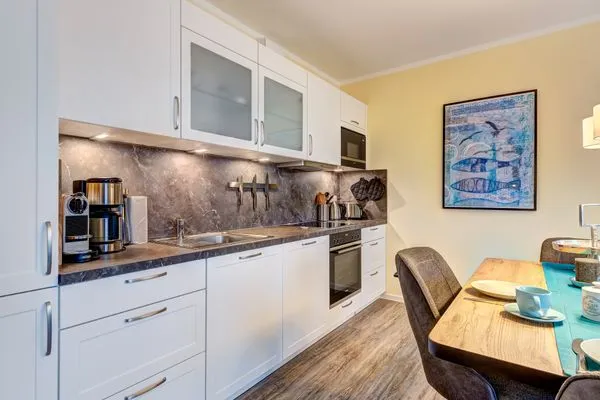 Küche / Küchenzeile  Bernsteinquariter, Whg. 05.55