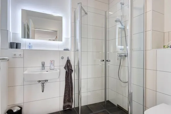 Badezimmer  Bernsteinquartier, Ferienhaus 06b "Lachmöwe"