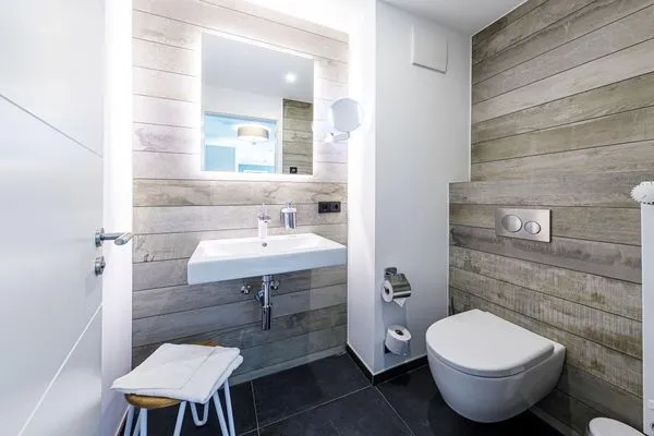 Ferienwohnung Strandräuber Ostseebad Wustrow ZweiWasser Alte Seefahrtschule Bad  Strandräuber