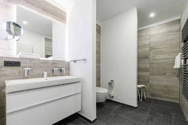 Ferienwohnung Columbus Suite Ostseebad Wustrow ZweiWasser Alte Seefahrtschule Bad  Columbus Suite